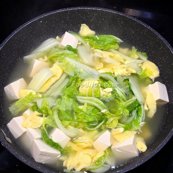 紹菜豆腐熟蛋湯