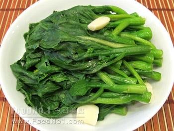 garlic-cabbage-seedlings