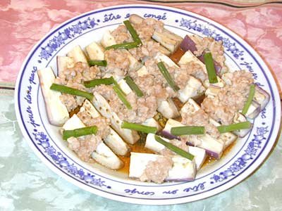 肉碎蒸茄子400.jpg (28281 bytes)