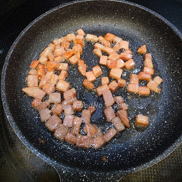 香煎午餐肉粒