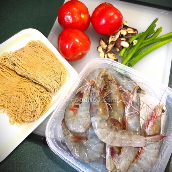 大蝦蕃茄濃湯麵-材料