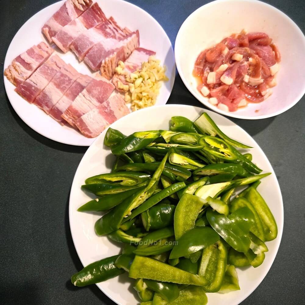 煙肉爆炒鮮摘青椒-材料