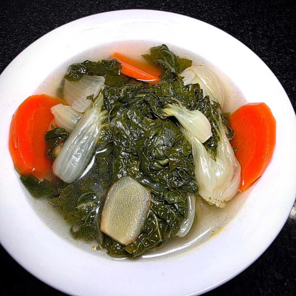 白菜紅蘿蔔湯