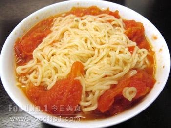 tomato-soup-noodles01
