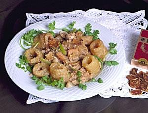 friedeelstomach.jpg (28053 bytes)