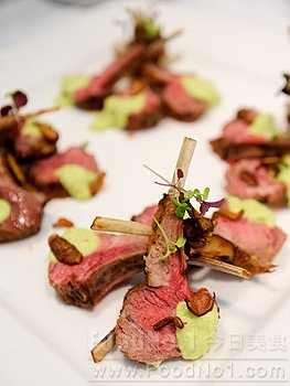 luncheon100705g