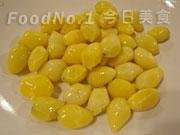 ginkgo180a.jpg