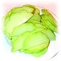 food-chayote-sliced.jpg (12883 bytes)