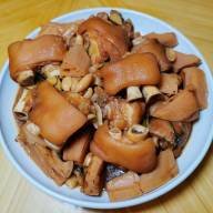 滷手豬腳