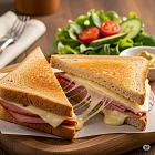烘烤芝士火腿三文治 (Toasted Cheese and Ham Sandwich)